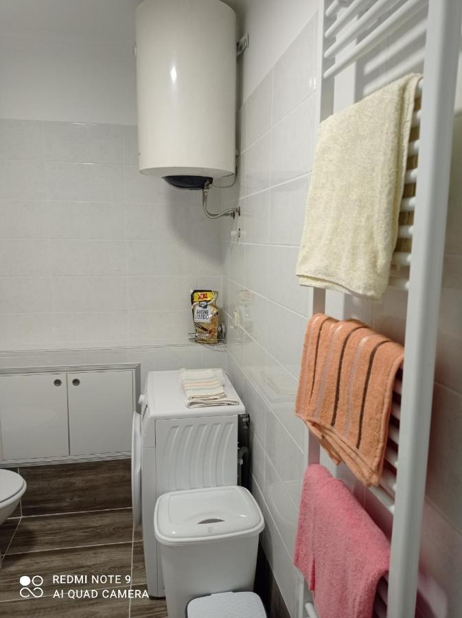 Studio Apartman Sonja Оточац Экстерьер фото