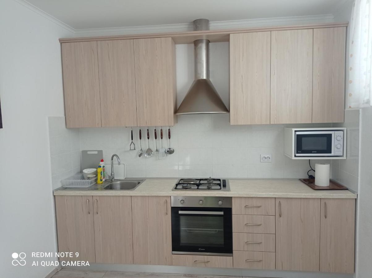 Studio Apartman Sonja Оточац Экстерьер фото