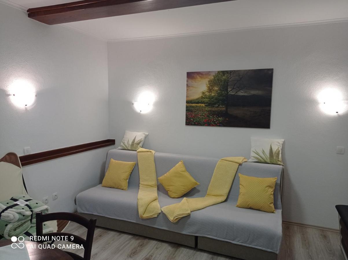 Studio Apartman Sonja Оточац Экстерьер фото